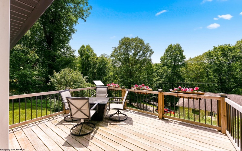 3797 River Road, Morgantown, West Virginia 26501, 3 Bedrooms Bedrooms, 5 Rooms Rooms,2 BathroomsBathrooms,Single Family Detached,For Sale,River,0,10165737
