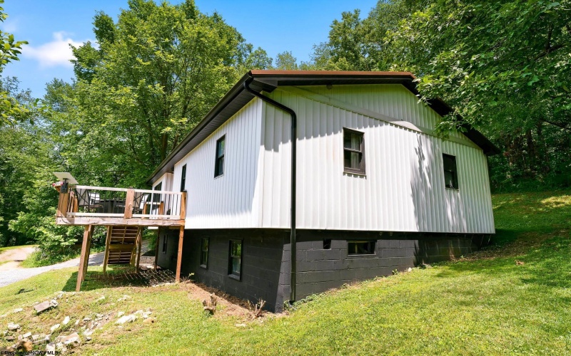 3797 River Road, Morgantown, West Virginia 26501, 3 Bedrooms Bedrooms, 5 Rooms Rooms,2 BathroomsBathrooms,Single Family Detached,For Sale,River,0,10165737