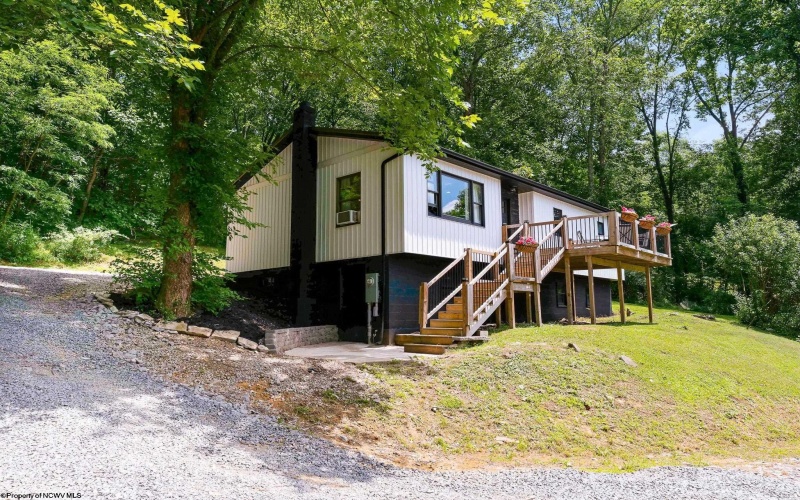 3797 River Road, Morgantown, West Virginia 26501, 3 Bedrooms Bedrooms, 5 Rooms Rooms,2 BathroomsBathrooms,Single Family Detached,For Sale,River,0,10165737