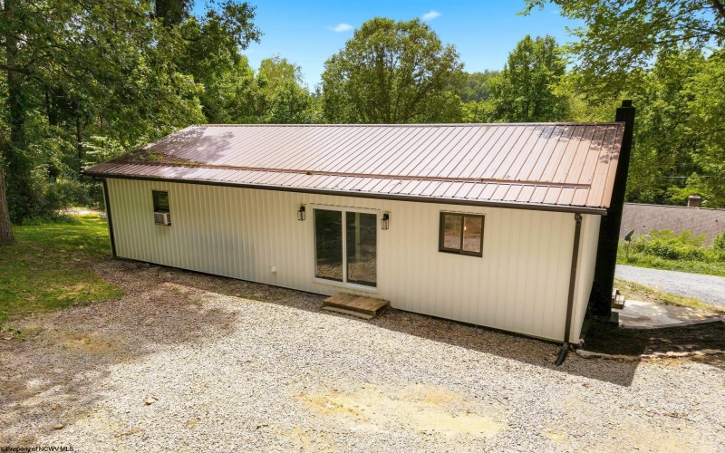 3797 River Road, Morgantown, West Virginia 26501, 3 Bedrooms Bedrooms, 5 Rooms Rooms,2 BathroomsBathrooms,Single Family Detached,For Sale,River,0,10165737