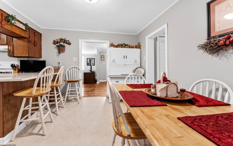 25 Langford Avenue, Morgantown, West Virginia 26501, 4 Bedrooms Bedrooms, 10 Rooms Rooms,2 BathroomsBathrooms,Single Family Detached,For Sale,Langford,0,10165754