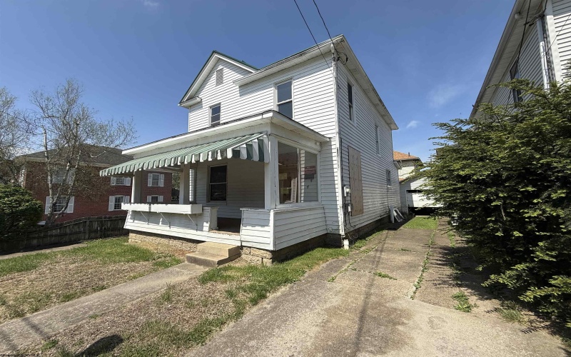 224 Vermont Avenue, Clarksburg, West Virginia 26301, 2 Bedrooms Bedrooms, 6 Rooms Rooms,1 BathroomBathrooms,Single Family Detached,For Sale,Vermont,0,10165752