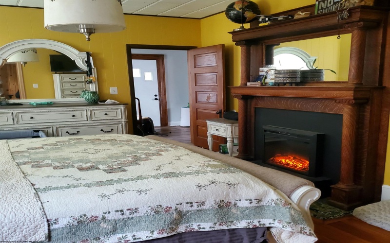 220 Central Street, Elkins, West Virginia 26241, 5 Bedrooms Bedrooms, 9 Rooms Rooms,2 BathroomsBathrooms,Single Family Detached,For Sale,Central,0,10165751