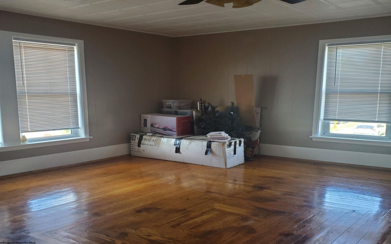 220 Central Street, Elkins, West Virginia 26241, 5 Bedrooms Bedrooms, 9 Rooms Rooms,2 BathroomsBathrooms,Single Family Detached,For Sale,Central,0,10165751