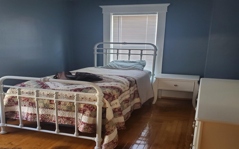 220 Central Street, Elkins, West Virginia 26241, 5 Bedrooms Bedrooms, 9 Rooms Rooms,2 BathroomsBathrooms,Single Family Detached,For Sale,Central,0,10165751