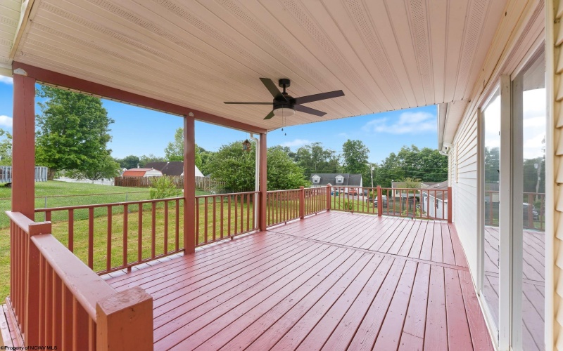 32 Woodside Lane, Bridgeport, West Virginia 26330, 4 Bedrooms Bedrooms, 8 Rooms Rooms,2 BathroomsBathrooms,Single Family Detached,For Sale,Woodside,0,10165758