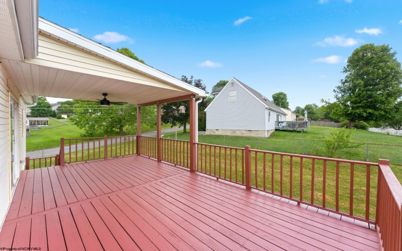 32 Woodside Lane, Bridgeport, West Virginia 26330, 4 Bedrooms Bedrooms, 8 Rooms Rooms,2 BathroomsBathrooms,Single Family Detached,For Sale,Woodside,0,10165758