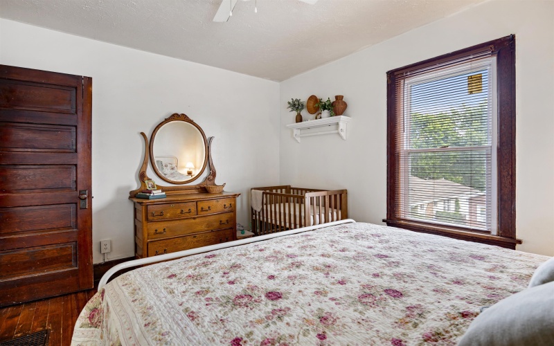 209 Western Avenue, Westover, West Virginia 26501, 3 Bedrooms Bedrooms, 8 Rooms Rooms,2 BathroomsBathrooms,Single Family Detached,For Sale,Western,0,10165804