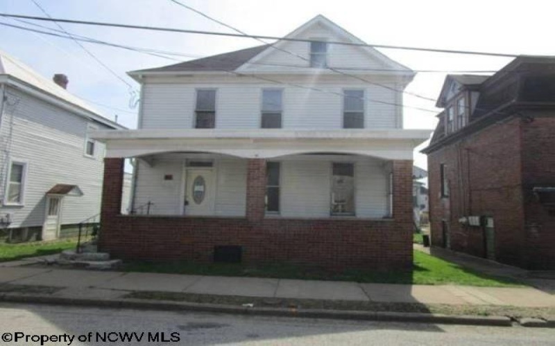 1405 CENTER Street, Moundsville, West Virginia 26041, 3 Bedrooms Bedrooms, 10 Rooms Rooms,1 BathroomBathrooms,Single Family Detached,For Sale,CENTER,0,10165801