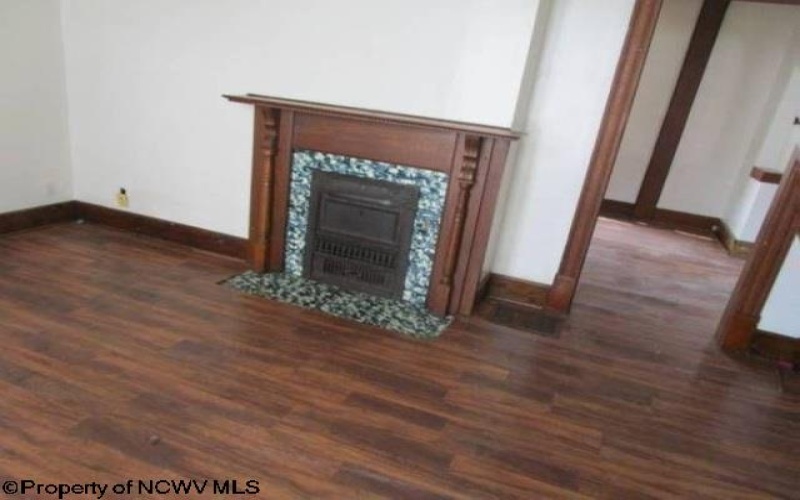 1405 CENTER Street, Moundsville, West Virginia 26041, 3 Bedrooms Bedrooms, 10 Rooms Rooms,1 BathroomBathrooms,Single Family Detached,For Sale,CENTER,0,10165801