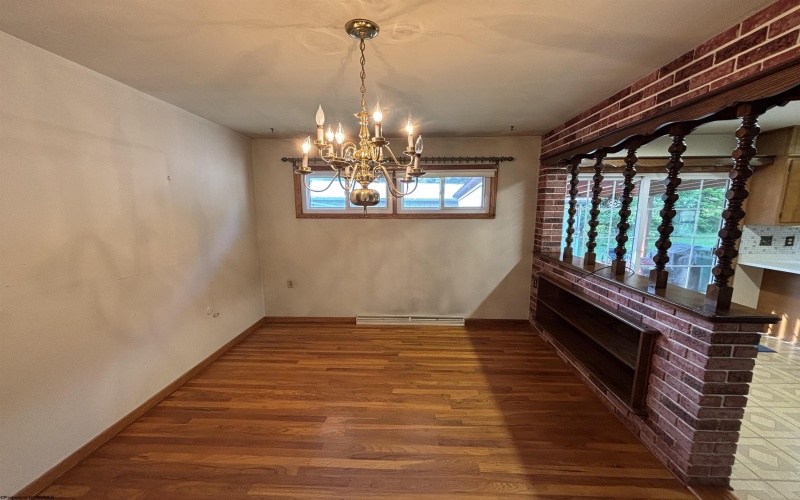 147 Corbin Branch Road, Bridgeport, West Virginia 26330-7344, 2 Bedrooms Bedrooms, 5 Rooms Rooms,2 BathroomsBathrooms,Single Family Detached,For Sale,Corbin Branch,0,10165767