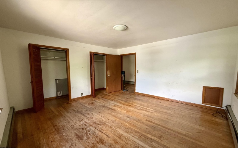 908 Henry Avenue, Elkins, West Virginia 26241, 2 Bedrooms Bedrooms, 5 Rooms Rooms,1 BathroomBathrooms,Single Family Detached,For Sale,Henry,0,10165761