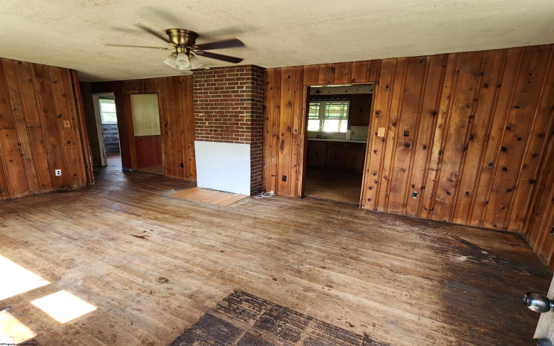 254 Centerville Road, Rock Cave, West Virginia 26234, 3 Bedrooms Bedrooms, 5 Rooms Rooms,1 BathroomBathrooms,Single Family Detached,For Sale,Centerville,0,10165768
