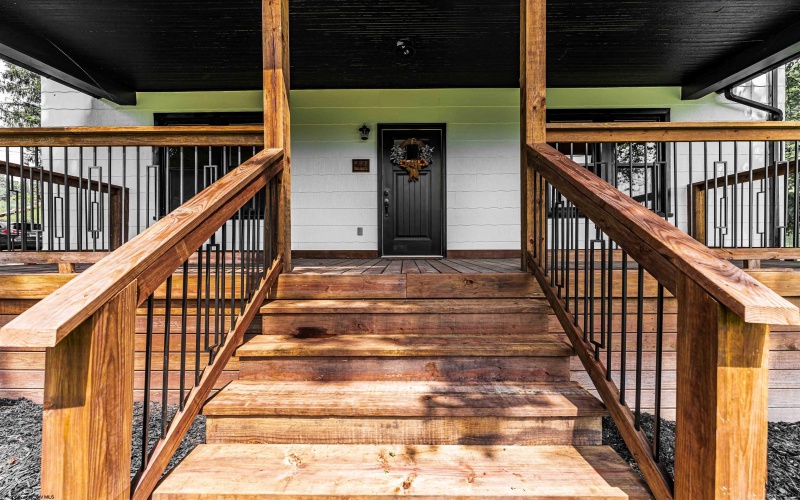44 State Highway, Barrackville, West Virginia 26559, 3 Bedrooms Bedrooms, 8 Rooms Rooms,2 BathroomsBathrooms,Single Family Detached,For Sale,State,0,10165763