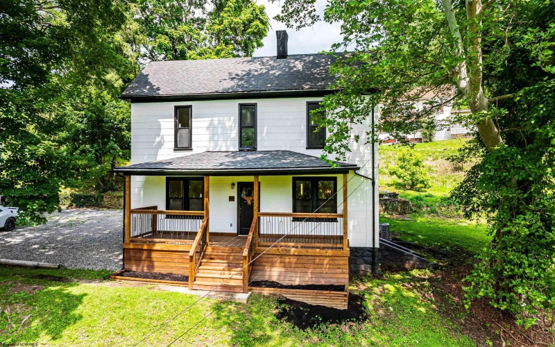 44 State Highway, Barrackville, West Virginia 26559, 3 Bedrooms Bedrooms, 8 Rooms Rooms,2 BathroomsBathrooms,Single Family Detached,For Sale,State,0,10165763
