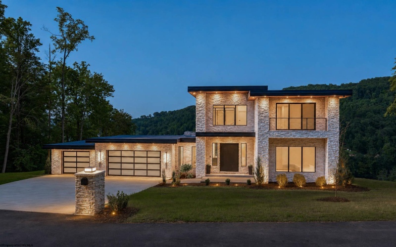 447 Rockley Road, Morgantown, West Virginia 26508, 4 Bedrooms Bedrooms, 20 Rooms Rooms,3 BathroomsBathrooms,Single Family Detached,For Sale,Rockley,0,10165769