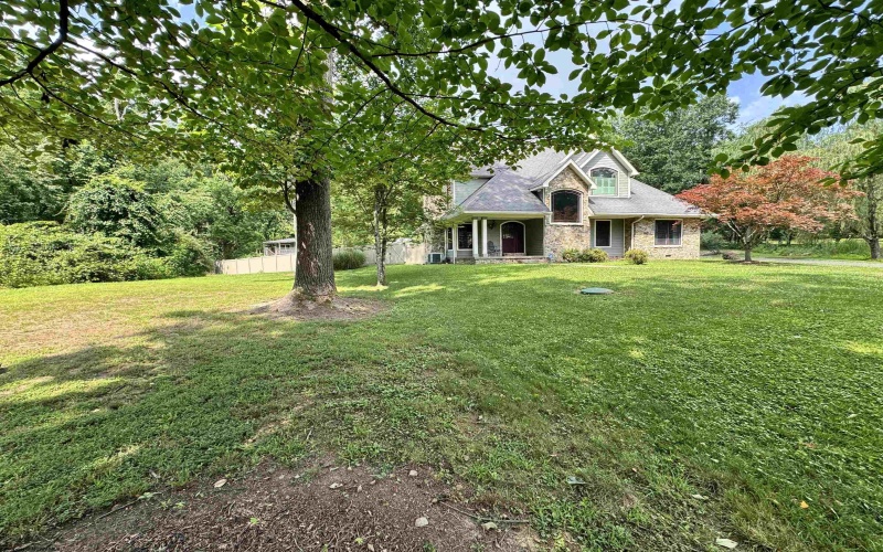 100 Turkey Ridge, Morgantown, West Virginia 26508, 3 Bedrooms Bedrooms, 9 Rooms Rooms,2 BathroomsBathrooms,Single Family Detached,For Sale,Turkey,0,10165778