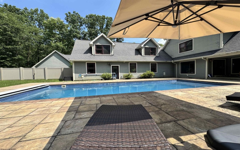 100 Turkey Ridge, Morgantown, West Virginia 26508, 3 Bedrooms Bedrooms, 9 Rooms Rooms,2 BathroomsBathrooms,Single Family Detached,For Sale,Turkey,0,10165778