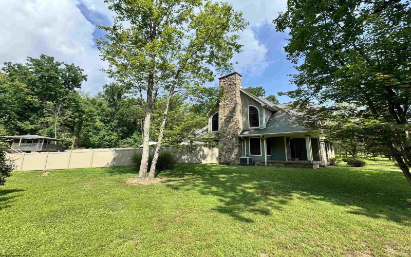 100 Turkey Ridge, Morgantown, West Virginia 26508, 3 Bedrooms Bedrooms, 9 Rooms Rooms,2 BathroomsBathrooms,Single Family Detached,For Sale,Turkey,0,10165778