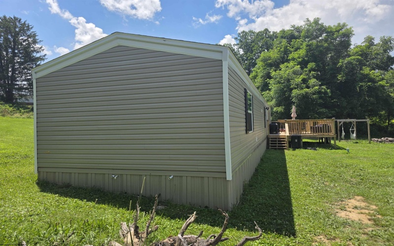 112 Needle Lane, Montana Mines, West Virginia 26586, 3 Bedrooms Bedrooms, 6 Rooms Rooms,2 BathroomsBathrooms,Single Family Detached,For Sale,Needle,0,10165792