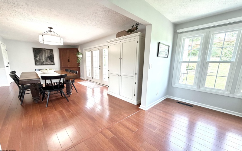 104 Lockwood Drive, Morgantown, West Virginia 26508, 3 Bedrooms Bedrooms, 7 Rooms Rooms,2 BathroomsBathrooms,Single Family Detached,For Sale,Lockwood,0,10165795