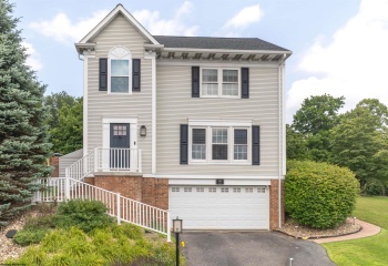104 Lockwood Drive, Morgantown, West Virginia 26508, 3 Bedrooms Bedrooms, 7 Rooms Rooms,2 BathroomsBathrooms,Single Family Detached,For Sale,Lockwood,0,10165795