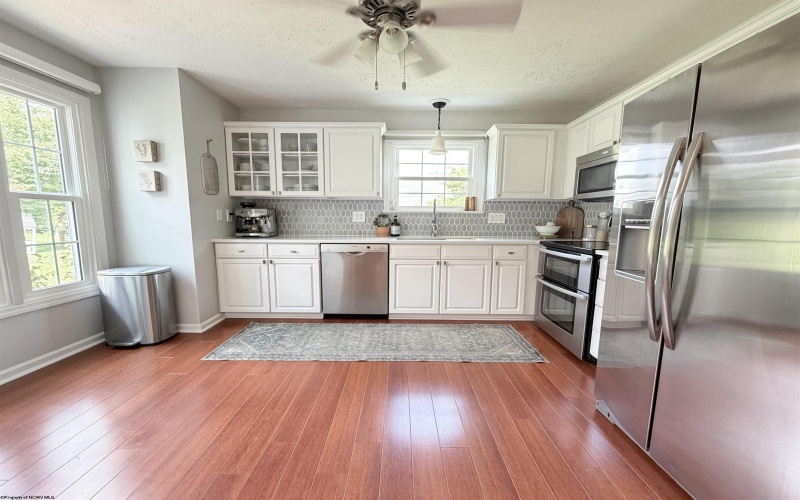 104 Lockwood Drive, Morgantown, West Virginia 26508, 3 Bedrooms Bedrooms, 7 Rooms Rooms,2 BathroomsBathrooms,Single Family Detached,For Sale,Lockwood,0,10165795
