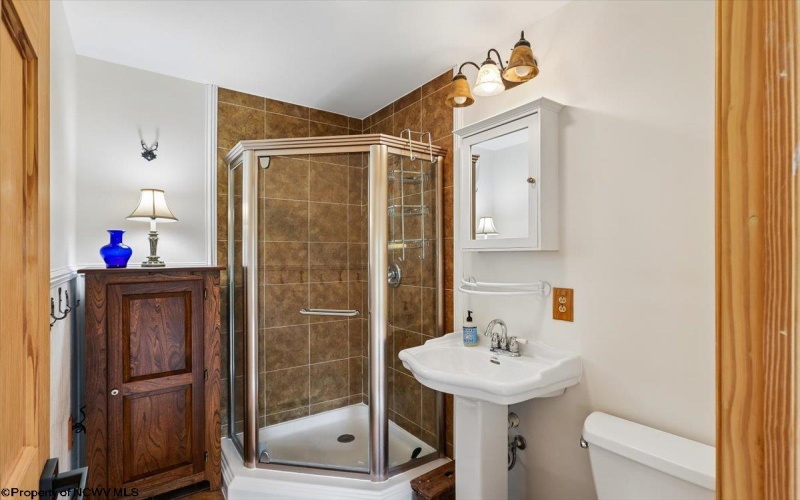 2598 Timberline Road, Davis, West Virginia 26260, 4 Bedrooms Bedrooms, 8 Rooms Rooms,3 BathroomsBathrooms,Single Family Detached,For Sale,Timberline,0,10165793