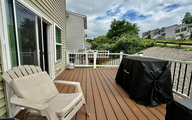 102 Kingsbury Court, Fairmont, West Virginia 26554, 3 Bedroom Bedrooms, 6 Room Rooms,2 BathroomBathrooms,Single Family Attached,For Sale,Kingsbury,0,10165809