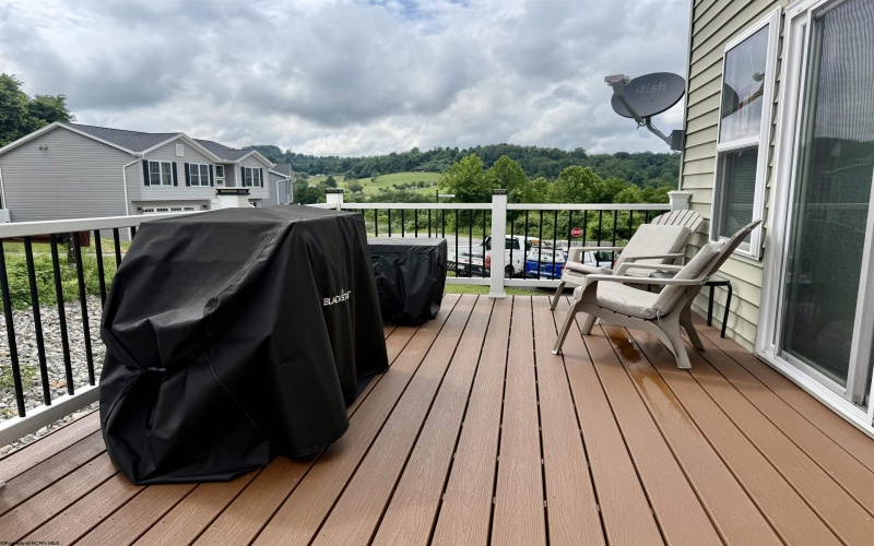 102 Kingsbury Court, Fairmont, West Virginia 26554, 3 Bedroom Bedrooms, 6 Room Rooms,2 BathroomBathrooms,Single Family Attached,For Sale,Kingsbury,0,10165809