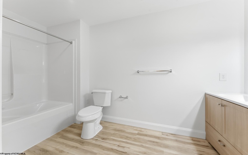 999 West Run Road, Morgantown, West Virginia 26508, 2 Bedrooms Bedrooms, 4 Rooms Rooms,2 BathroomsBathrooms,Single Family Attached,For Sale,West Run,0,10165815