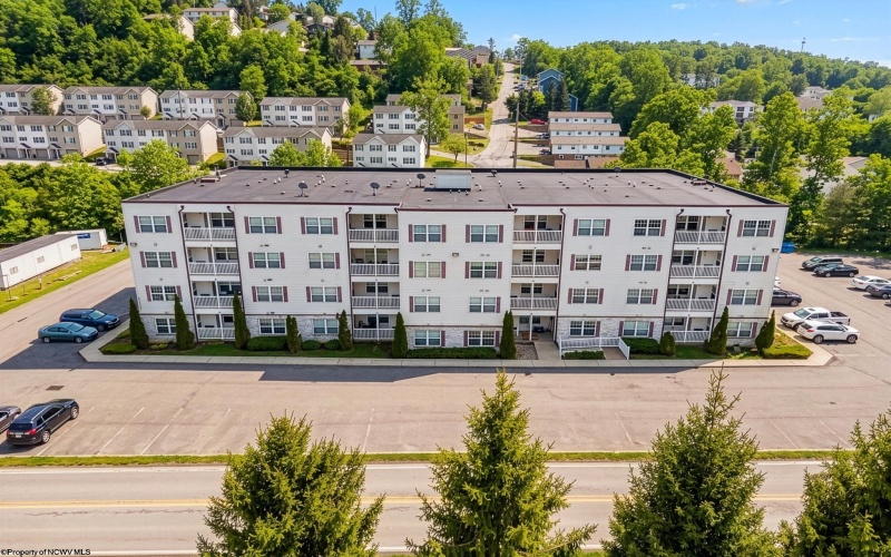 999 West Run Road, Morgantown, West Virginia 26508, 2 Bedrooms Bedrooms, 4 Rooms Rooms,2 BathroomsBathrooms,Single Family Attached,For Sale,West Run,0,10165815