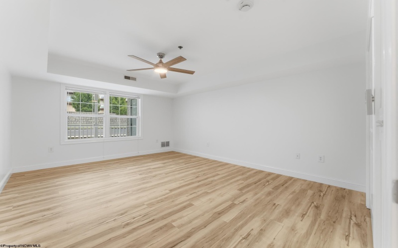 999 West Run Road, Morgantown, West Virginia 26508, 2 Bedrooms Bedrooms, 4 Rooms Rooms,2 BathroomsBathrooms,Single Family Attached,For Sale,West Run,0,10165816