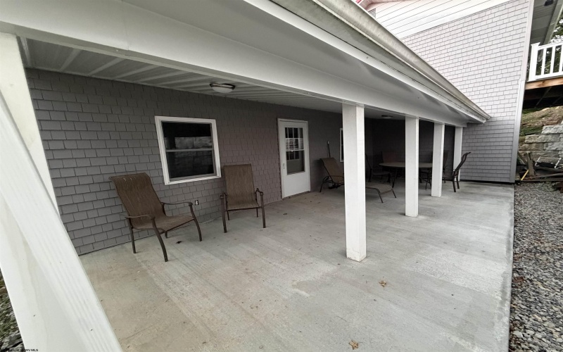 131 School Street, Morgantown, West Virginia 26505, 1 Bedroom Bedrooms, 5 Rooms Rooms,3 BathroomsBathrooms,Residential Rentals,For Rent,School,0,10165806