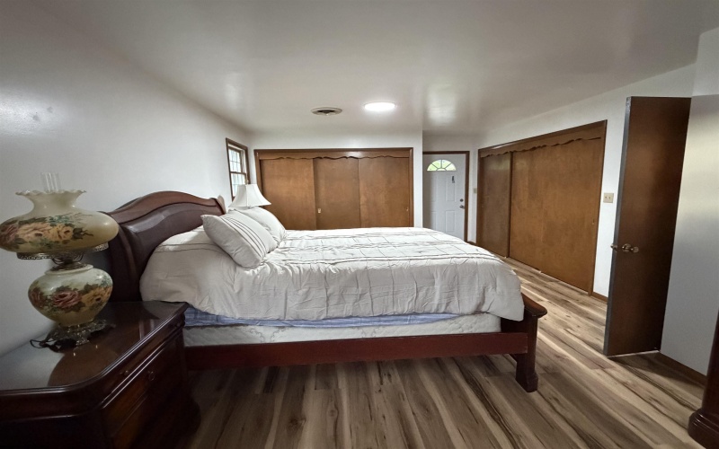 131 School Street, Morgantown, West Virginia 26505, 1 Bedroom Bedrooms, 5 Rooms Rooms,3 BathroomsBathrooms,Residential Rentals,For Rent,School,0,10165806