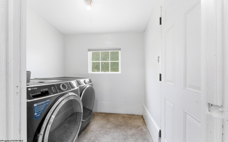 1113 Denver Avenue, Morgantown, West Virginia 26505, 2 Bedrooms Bedrooms, 5 Rooms Rooms,1 BathroomBathrooms,Single Family Detached,For Sale,Denver,0,10165812 1113 Denver Avenue, Morgantown, West Virginia 26505, 2 Bedrooms Bedrooms, 5 Rooms Rooms,1 BathroomBathrooms,Single Family Detached,For Sale,Denver,0,10165812