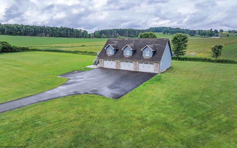 274 Horseshoe Drive East, Bruceton Mills, West Virginia 26525, 2 Bedrooms Bedrooms, 5 Rooms Rooms,1 BathroomBathrooms,Single Family Detached,For Sale,Horseshoe,0,10162686