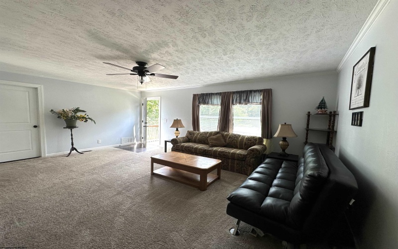 60 Craig Run Road, Rivesville, West Virginia 26588, 3 Bedrooms Bedrooms, 8 Rooms Rooms,2 BathroomsBathrooms,Single Family Detached,For Sale,Craig Run,0,10165811
