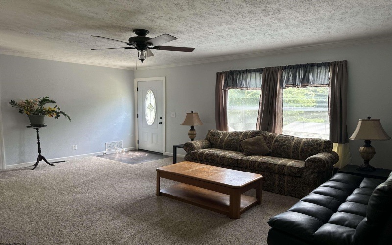 60 Craig Run Road, Rivesville, West Virginia 26588, 3 Bedrooms Bedrooms, 8 Rooms Rooms,2 BathroomsBathrooms,Single Family Detached,For Sale,Craig Run,0,10165811