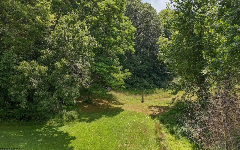 257 Thorn Stop Circle, Clarksburg, West Virginia 26301, 4 Bedrooms Bedrooms, 9 Rooms Rooms,3 BathroomsBathrooms,Single Family Detached,For Sale,Thorn Stop,0,10165834