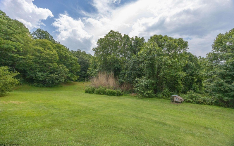 257 Thorn Stop Circle, Clarksburg, West Virginia 26301, 4 Bedrooms Bedrooms, 9 Rooms Rooms,3 BathroomsBathrooms,Single Family Detached,For Sale,Thorn Stop,0,10165834