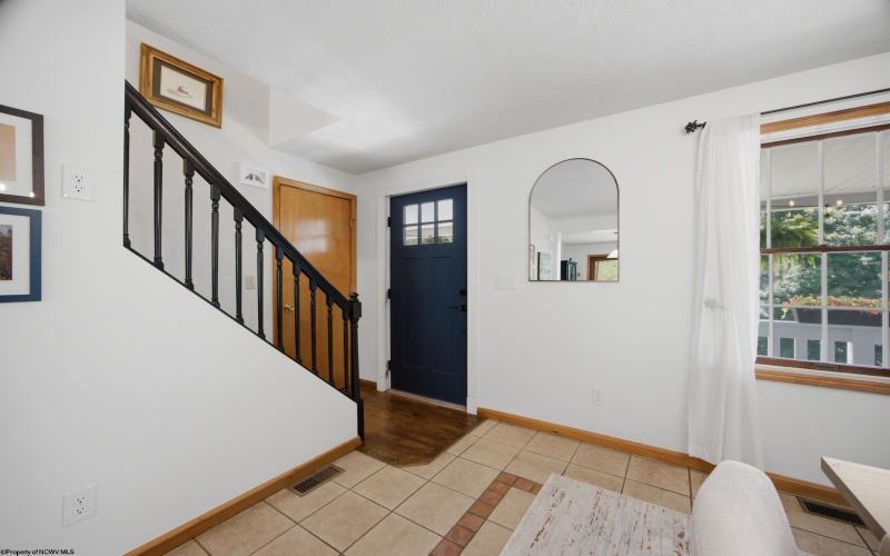 257 Thorn Stop Circle, Clarksburg, West Virginia 26301, 4 Bedrooms Bedrooms, 9 Rooms Rooms,3 BathroomsBathrooms,Single Family Detached,For Sale,Thorn Stop,0,10165834