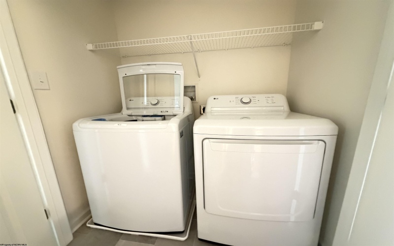 42 Dover Court, Bridgeport, West Virginia 26330-0000, 3 Bedrooms Bedrooms, 5 Rooms Rooms,3 BathroomsBathrooms,Residential Rentals,For Rent,Dover,0,10165828
