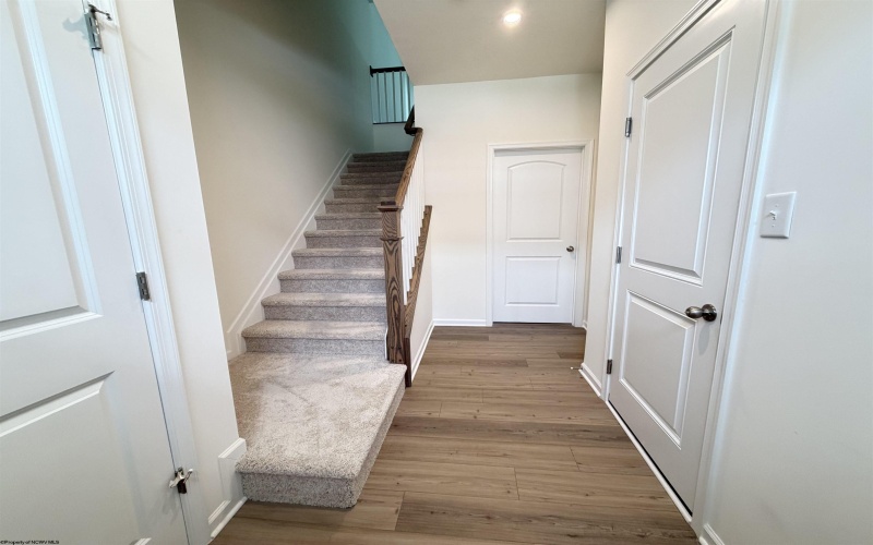 42 Dover Court, Bridgeport, West Virginia 26330-0000, 3 Bedrooms Bedrooms, 5 Rooms Rooms,3 BathroomsBathrooms,Residential Rentals,For Rent,Dover,0,10165828