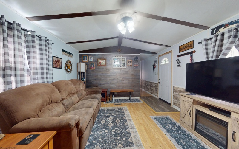 87 Lower Booth Road, Morgantown, West Virginia 26501, 3 Bedrooms Bedrooms, 7 Rooms Rooms,2 BathroomsBathrooms,Single Family Detached,For Sale,Lower Booth,0,10165832