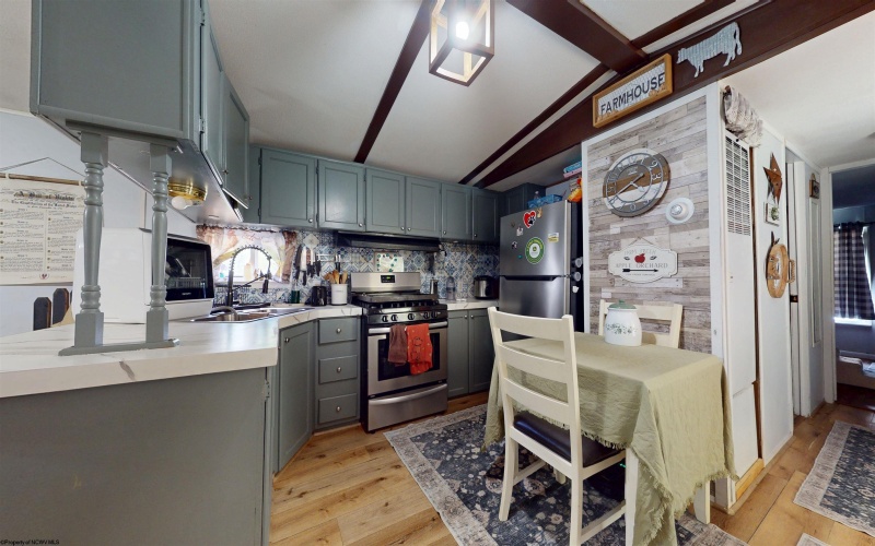 87 Lower Booth Road, Morgantown, West Virginia 26501, 3 Bedrooms Bedrooms, 7 Rooms Rooms,2 BathroomsBathrooms,Single Family Detached,For Sale,Lower Booth,0,10165832