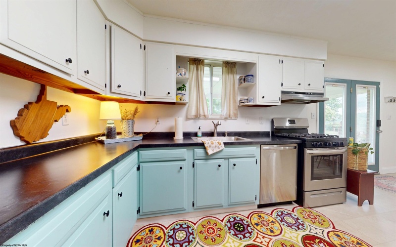 197 Shenandoah Drive, Fairmont, West Virginia 26554, 3 Bedrooms Bedrooms, 5 Rooms Rooms,2 BathroomsBathrooms,Single Family Detached,For Sale,Shenandoah,0,10165817 197 Shenandoah Drive, Fairmont, West Virginia 26554, 3 Bedrooms Bedrooms, 5 Rooms Rooms,2 BathroomsBathrooms,Single Family Detached,For Sale,Shenandoah,0,10165817