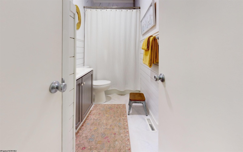 197 Shenandoah Drive, Fairmont, West Virginia 26554, 3 Bedrooms Bedrooms, 5 Rooms Rooms,2 BathroomsBathrooms,Single Family Detached,For Sale,Shenandoah,0,10165817 197 Shenandoah Drive, Fairmont, West Virginia 26554, 3 Bedrooms Bedrooms, 5 Rooms Rooms,2 BathroomsBathrooms,Single Family Detached,For Sale,Shenandoah,0,10165817