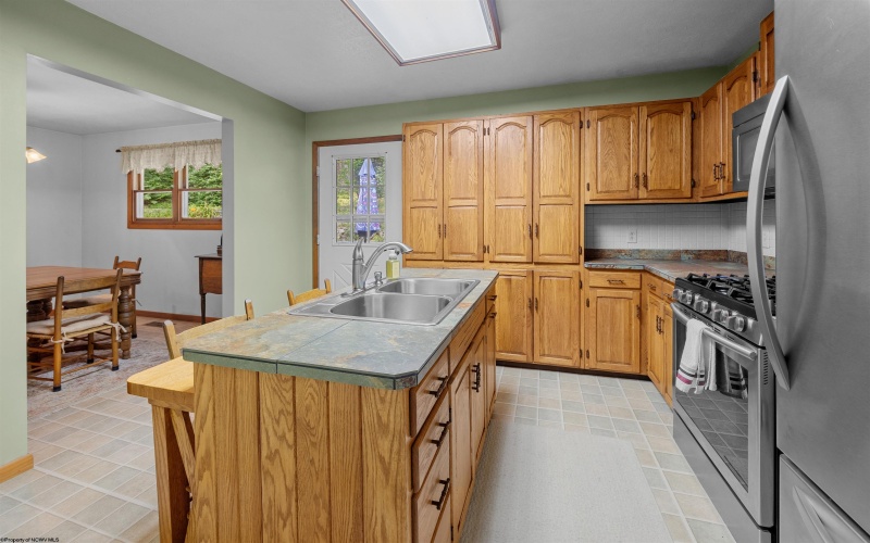 2670 Cleveland Road, Cleveland, West Virginia 26215, 3 Bedrooms Bedrooms, 7 Rooms Rooms,1 BathroomBathrooms,Single Family Detached,For Sale,Cleveland,0,10165827