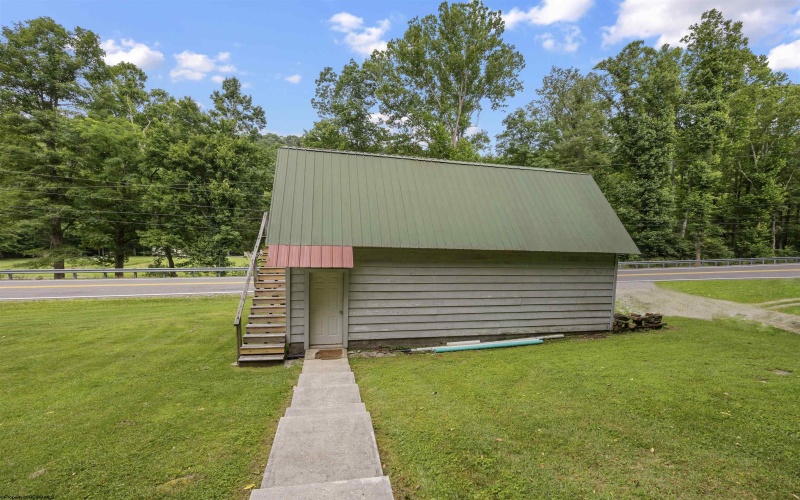 2670 Cleveland Road, Cleveland, West Virginia 26215, 3 Bedrooms Bedrooms, 7 Rooms Rooms,1 BathroomBathrooms,Single Family Detached,For Sale,Cleveland,0,10165827